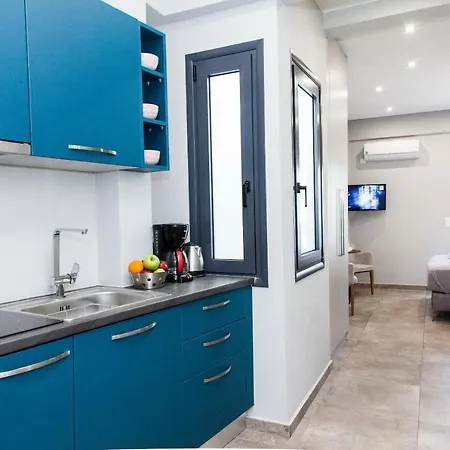 Apartment A Spacious Brand New Studio Ideal For 2 A *