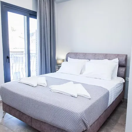 Apartment A Spacious Brand New Studio Ideal For 2 A *